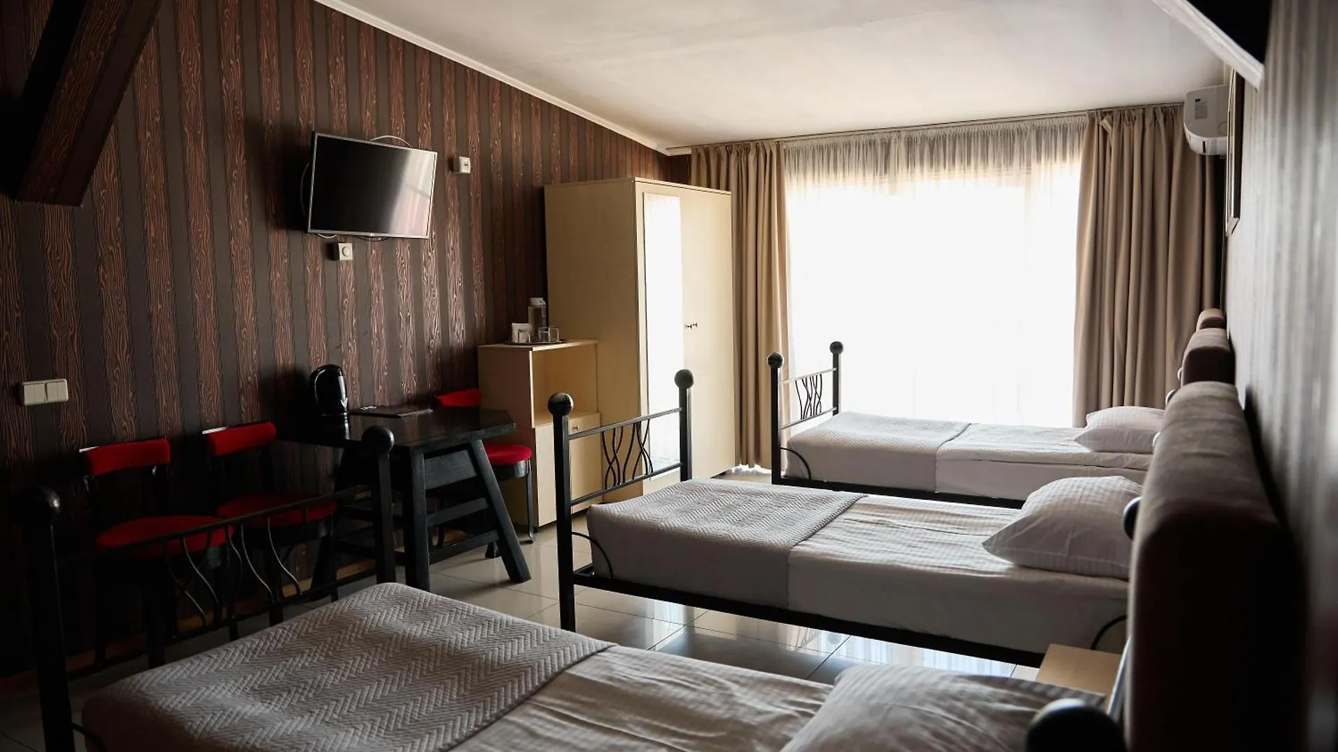 Hotel Plazma Lwów 3*,