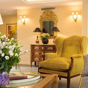 **** Otel Le Relais Des Halles Fransa