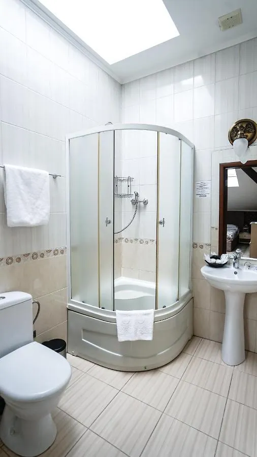 Hotel Plazma Lviv Ukrayna
