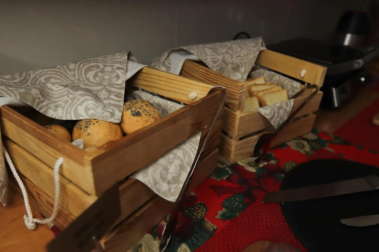 Traditional Old Town Angel Hotel Львов