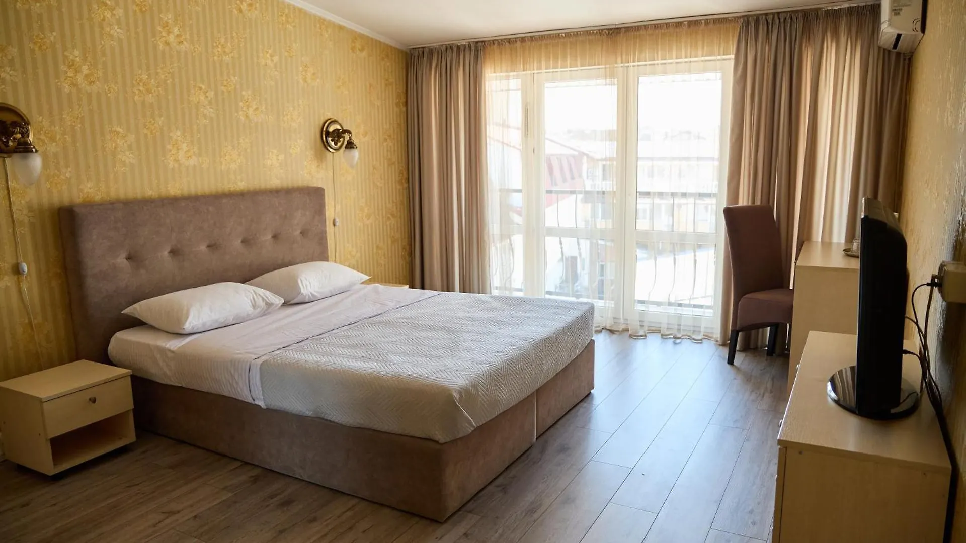 Hotel Plazma Lviv